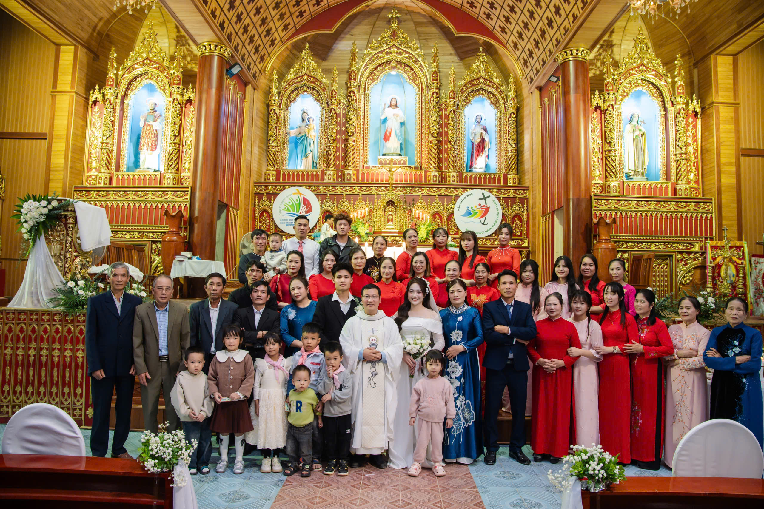 Thánh Lễ Hôn Phối Inhaxio Vũ Xuân Tuấn và Maria Nguyễn Thị Thùy